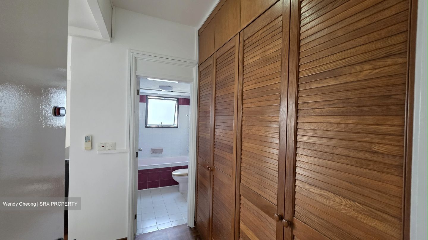 Central Green Condominium (D3), Condominium #501175431